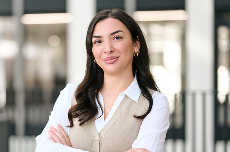 Zekiye Bozkurt-Anwalt-Rechtsanwalt-Kanzlei-MTR Legal Rechtsanwälte